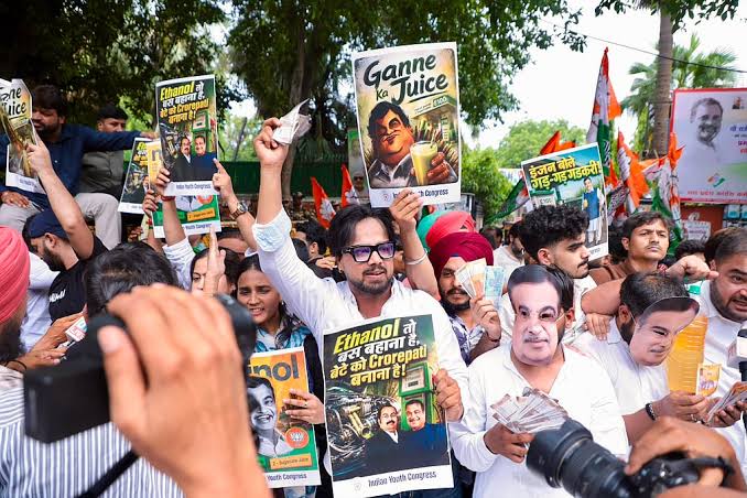 Congress protests , E20 fuel ,Nagpur,Pulwama