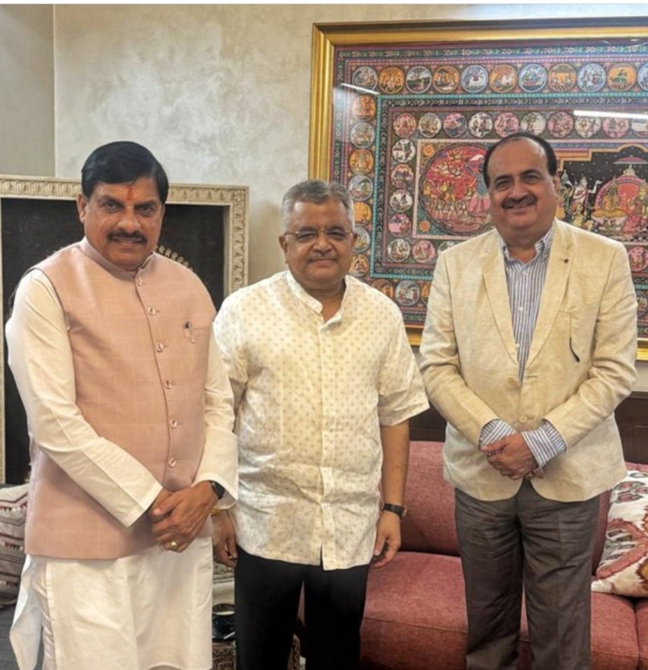 मुख्यमंत्री डॉ मोहन यादव 
