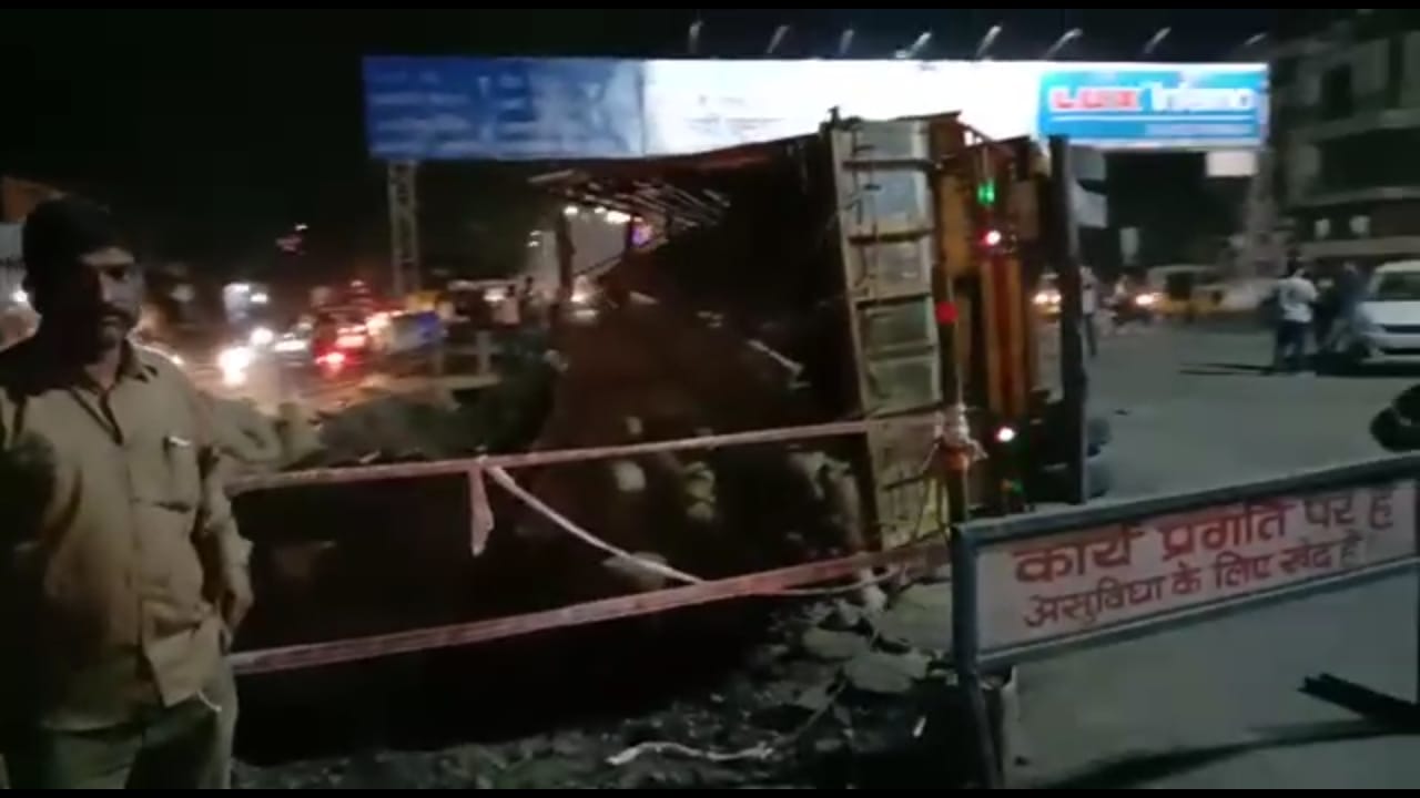 jabalpur, Liquor, truck accident