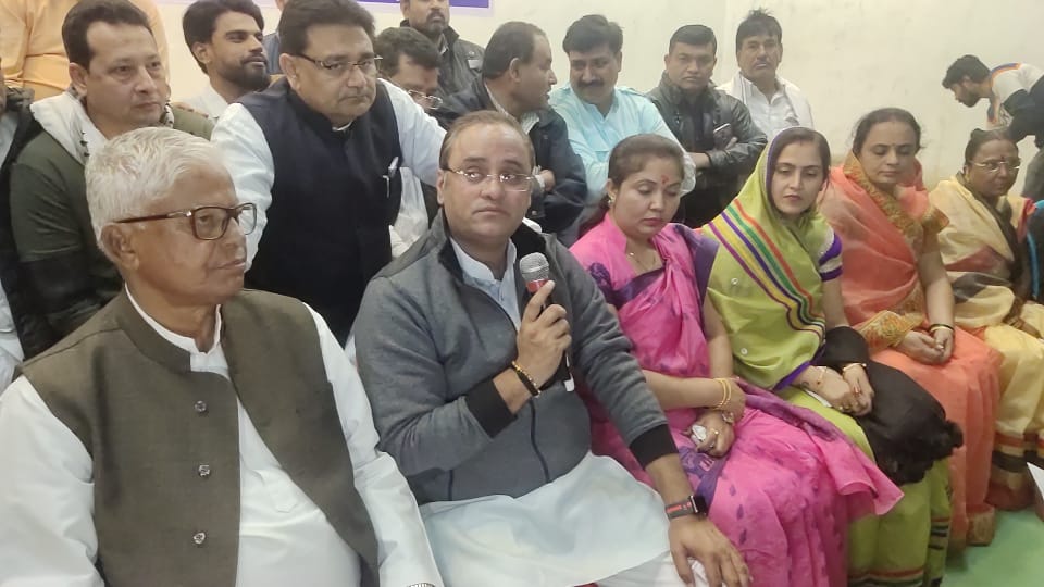 burhanpur,Former MP Arun Yadav , Kailash Vijayvargiya, leader of the mafia