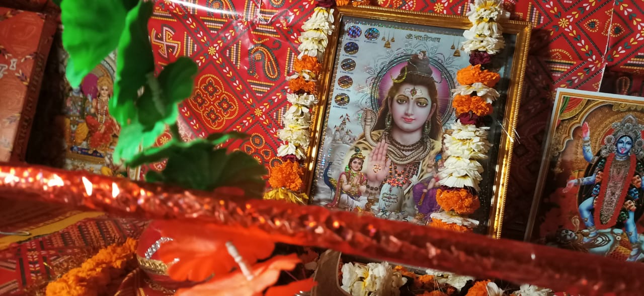 indore,  Kashi Mahakal Express, reaches Indore, welcomes passengers n
