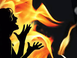 betul,  Student suffering, gang rape, dies herself ,during fire treatment