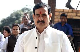 bhopal, Home Minister, expressed apprehension, risk of infection ,workers from outside
