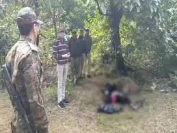 Balaghat, Two naxalites,three lakh, women killed , police encounter