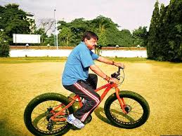 Indore, Two thousand people, including Kailash Vijayvargiya, cycled, sixth cyclothal
