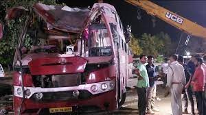 ratlam, Bus overturned uncontrollably, innocent died