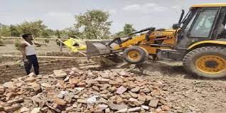 ashoknagar,Go bulldozer, 25 bighas of land wort