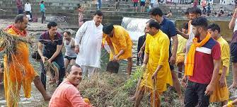 bhopal, Energy Minister Tomar ,cleans Mandakini river ,Chitrakoot