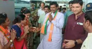bhopal, P . Murlidhar Rao, reaches Bhopal