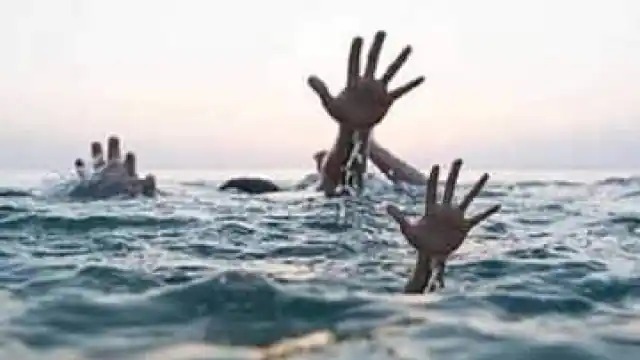 इंदौर में गड्ढे में भरे पानी में नहाने गए दो बच्चों की डूबने से मौत 