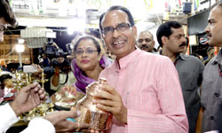 shivraj khariddari