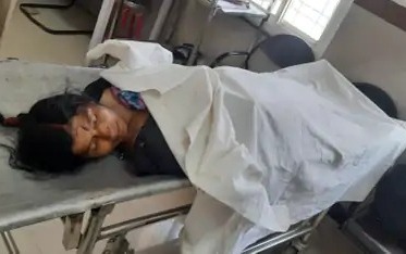 पांढुर्ना में सड़क पार कर रही महिला को रौंदा 1 की मौत चार घायल 